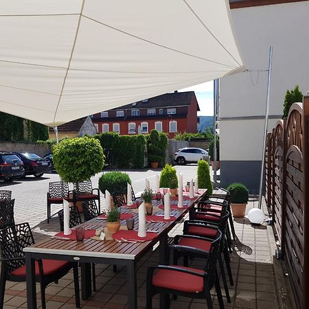 Hotel-Restaurant Pfaelzer Hof 에덴코벤 외부 사진