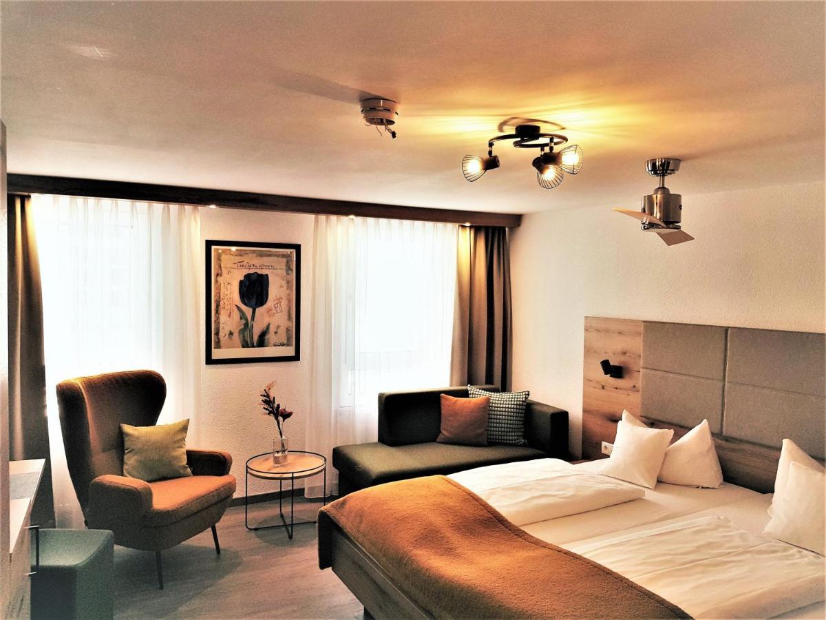 Hotel-Restaurant Pfaelzer Hof 에덴코벤 외부 사진