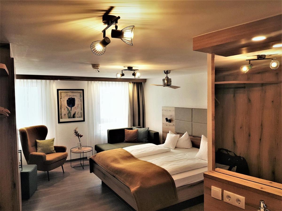 Hotel-Restaurant Pfaelzer Hof 에덴코벤 외부 사진