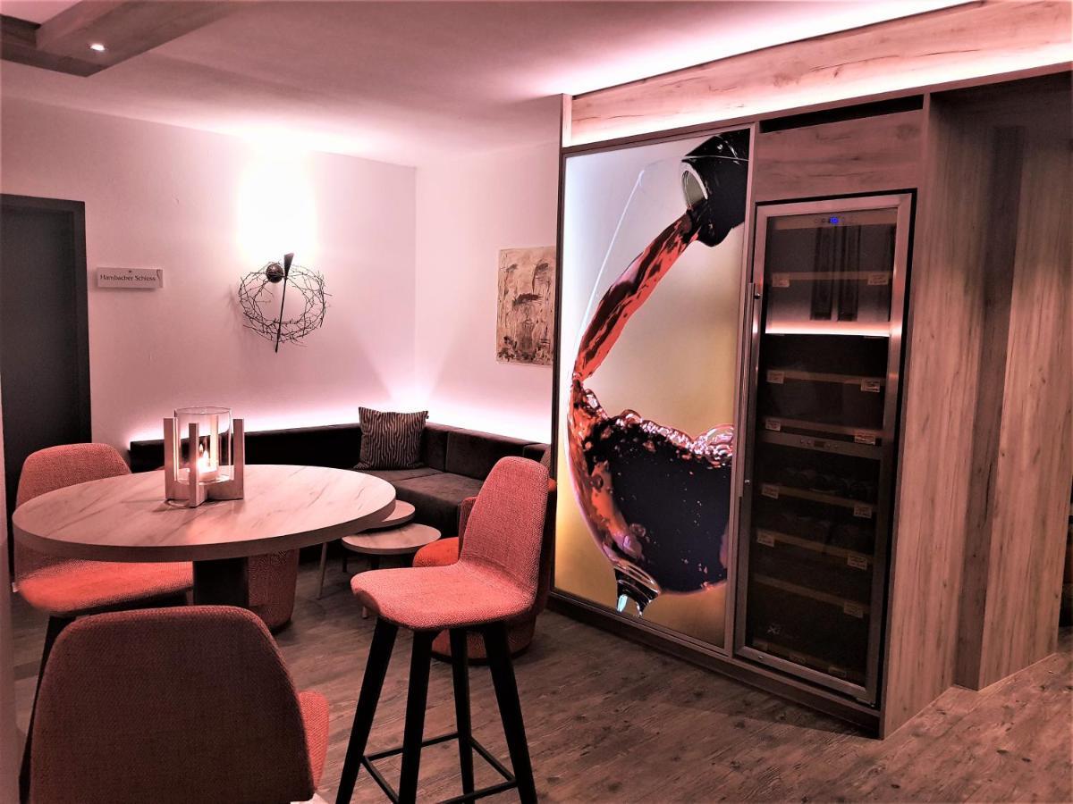 Hotel-Restaurant Pfaelzer Hof 에덴코벤 외부 사진