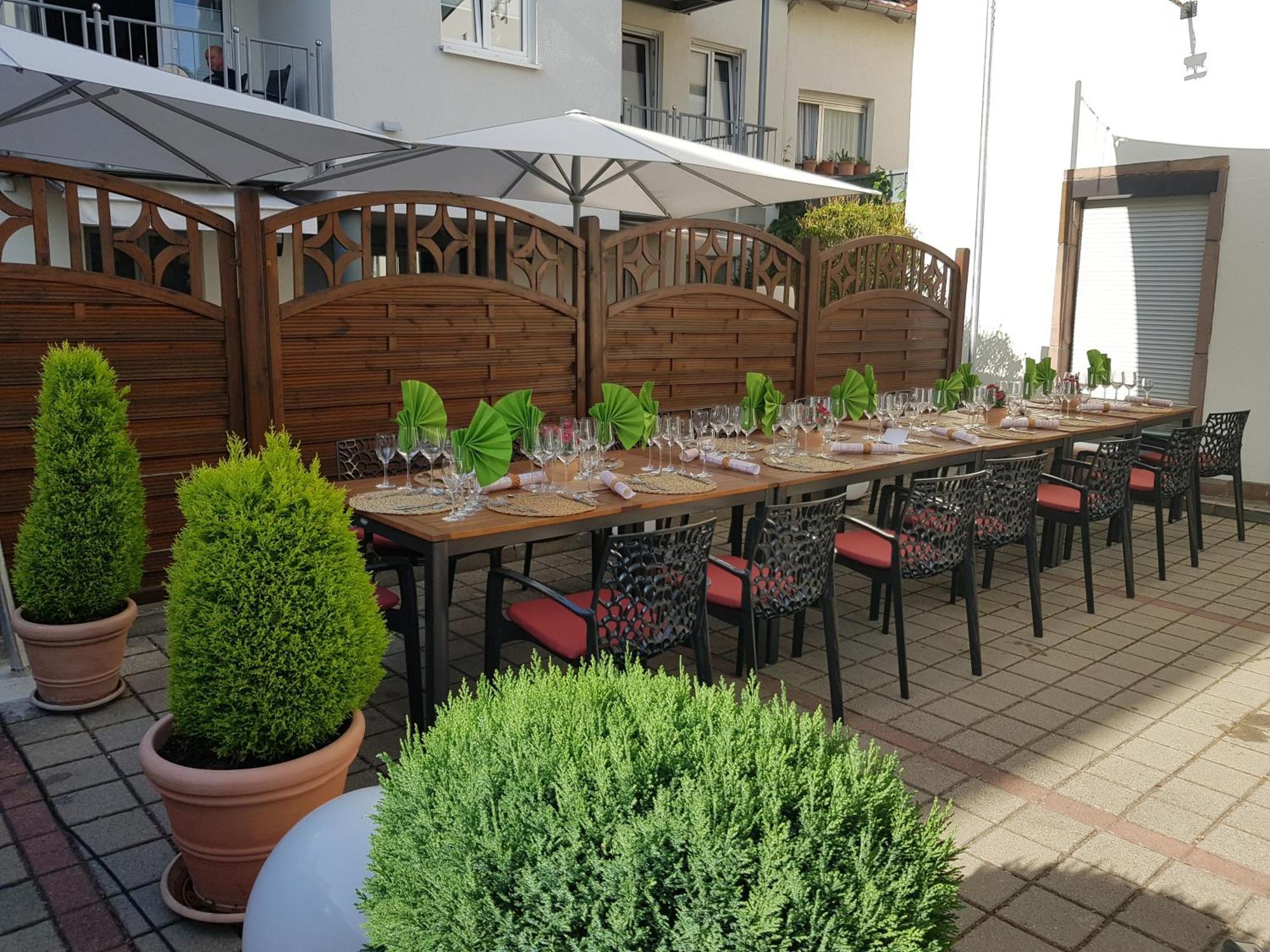 Hotel-Restaurant Pfaelzer Hof 에덴코벤 외부 사진
